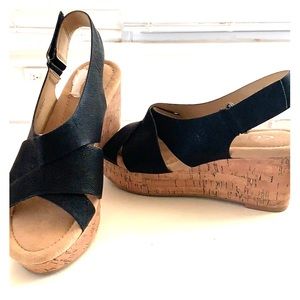 Chinese Laundry Wedge Peep Toe Sandals